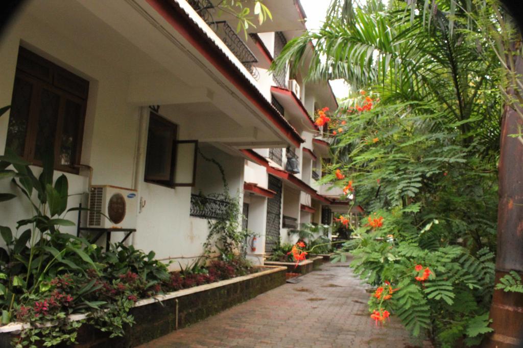 Diana Apartments แคนโดลิม ภายนอก รูปภาพ
