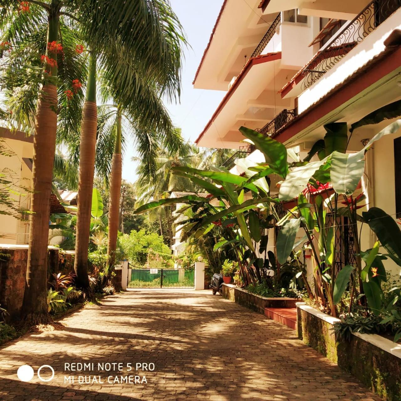 Diana Apartments แคนโดลิม ภายนอก รูปภาพ