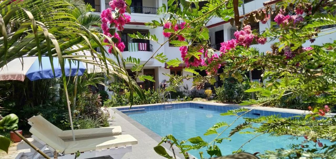 Diana Apartments แคนโดลิม ภายนอก รูปภาพ